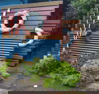 Strahan Bungalows - Accommodation Burleigh