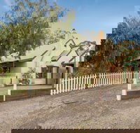 Country Pleasures BB - Accommodation Burleigh