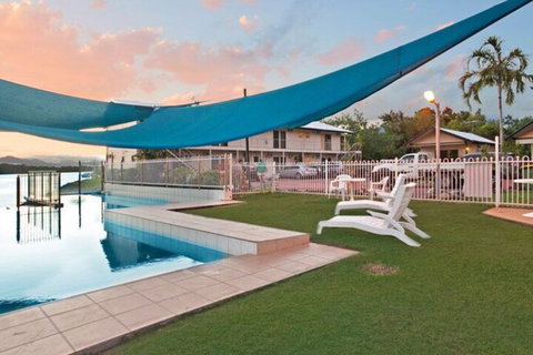 Hinchinbrook Marine Cove Resort - Accommodation Burleigh 0