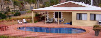 Copper Country Motor Inn & Restaurant - Accommodation Burleigh 3
