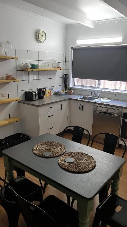 At Home Apartments - Accommodation Burleigh 5