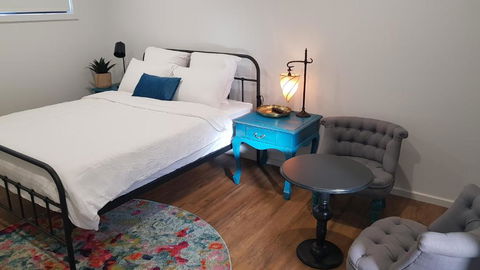 At Home Apartments - Accommodation Burleigh 3