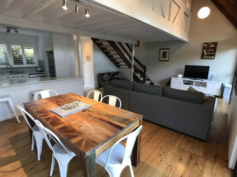 Treetops Everglades Villa - Accommodation Burleigh 6