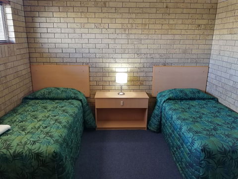 Macintyre Motor Inn - Accommodation Burleigh 6