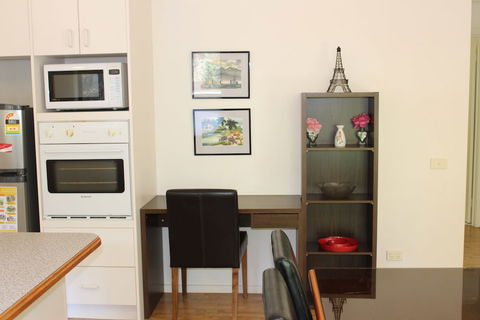 Australian Home Away Ringwood At Bardia - Accommodation Burleigh 4
