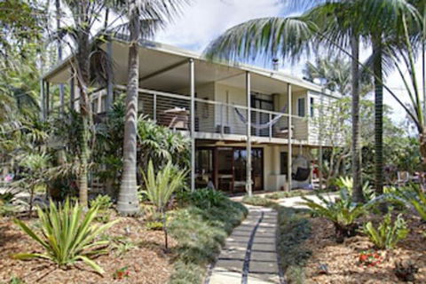 A Perfect Stay - Jimmy's Beach House - Accommodation Burleigh 0