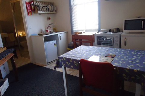 Accommodation In An Historic Warehouse - Accommodation Burleigh 2