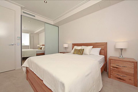 Accommodate Canberra - Glebe Park - Accommodation Burleigh 5
