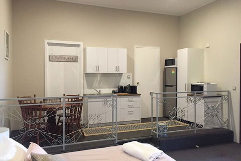 Fairway Manor Accommodation - Accommodation Burleigh 5