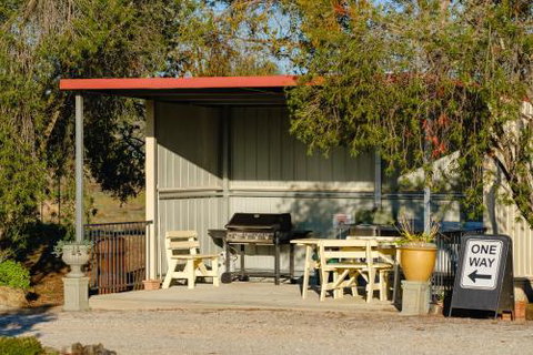 Lydoun Motel - Accommodation Burleigh 2