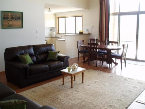 Hawksview At Mafeking - Accommodation Burleigh 4