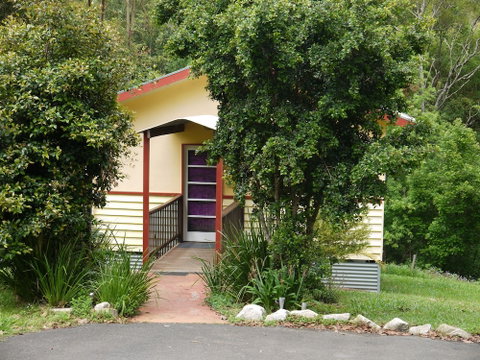 Teretre Cabins Nimbin - Accommodation Burleigh 3