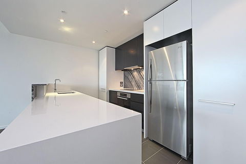 Accommodate Canberra - The ApARTments - Accommodation Burleigh 5
