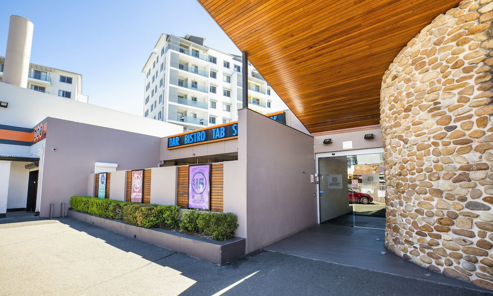 Toongabbie NSW Accommodation Burleigh
