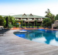 Beach Hotel Resort - Accommodation Burleigh