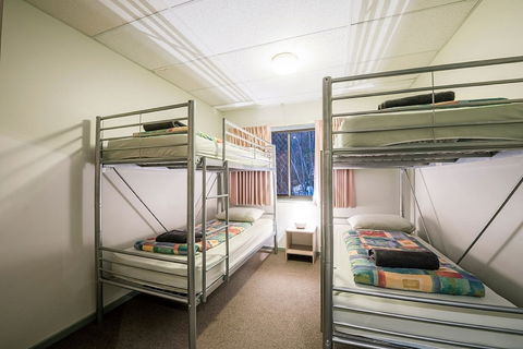 Falls Creek Country Club - Accommodation Burleigh 5