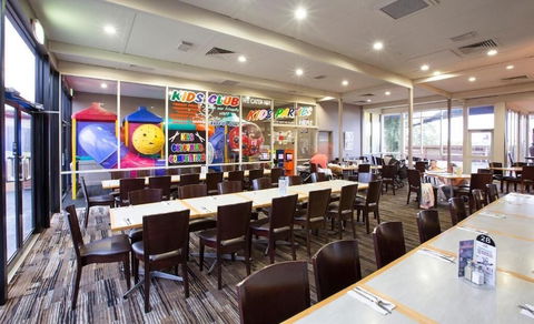 Morwell Hotel - Accommodation Burleigh 3