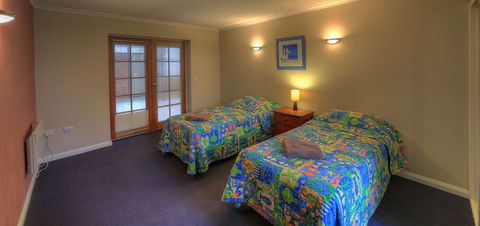 Ultimate Holiday Apartments - Accommodation Burleigh 5