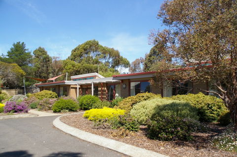 Deakin Geelong Units - Accommodation Burleigh 0
