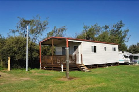 NRMA Stockton Beach Holiday Park - Accommodation Burleigh 3