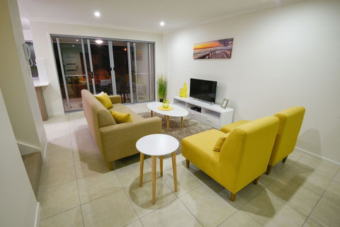 Direct Hotels - Breeze On Brightwater - Accommodation Burleigh 4