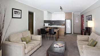 Altitude Apartments - Accommodation Burleigh 5