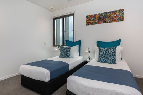 Saltwater Suites - Accommodation Burleigh 3