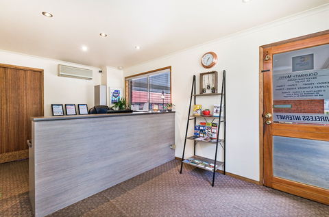 AAt 28 Goldsmith Motel - Accommodation Burleigh 1