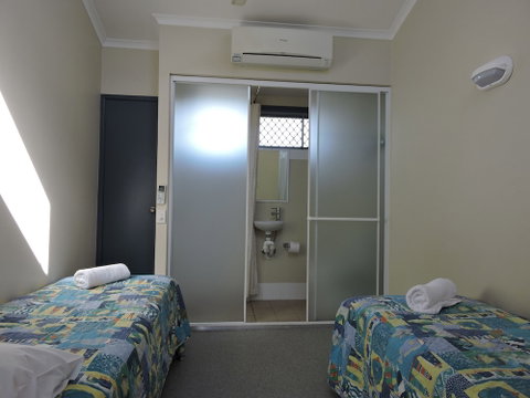 First Sun Holiday Park - Accommodation Burleigh 1