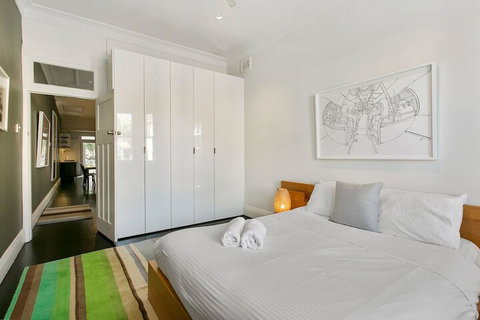 Jacques Avenue - Accommodation Burleigh 2