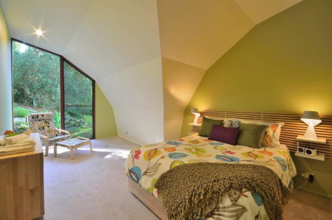 Barrengarry Hideaway - Accommodation Burleigh 3