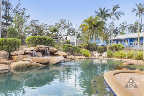Lake Tinaroo Holiday Park - Accommodation Burleigh 3