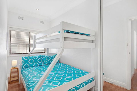 Beachside Bliss - Accommodation Burleigh 1