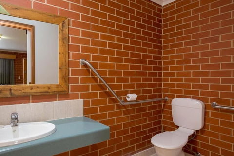 Yackandandah Motor Inn - Accommodation Burleigh 3