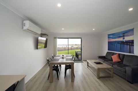 BIG4 Breeze Holiday Park â€“ Port Hughes - Accommodation Burleigh 3