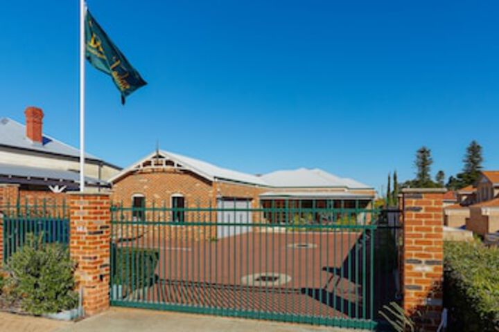Victoria Park WA Accommodation Burleigh