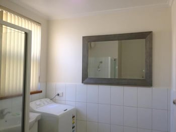 Longbeach Apartments Coffin Bay - Accommodation Burleigh 2