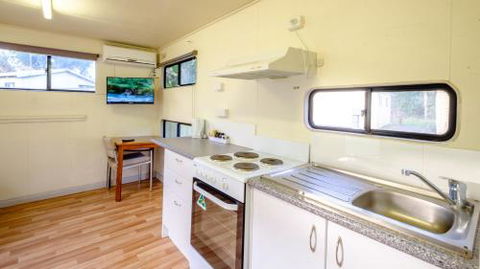 Australind Tourist Park - Accommodation Burleigh 3