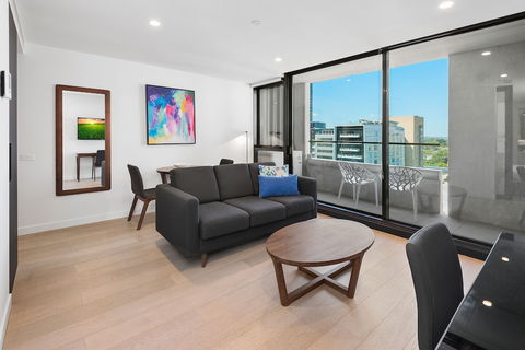 District South Yarra - Accommodation Burleigh 5