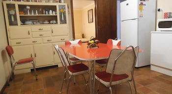 My Nanna's Place - Accommodation Burleigh 0