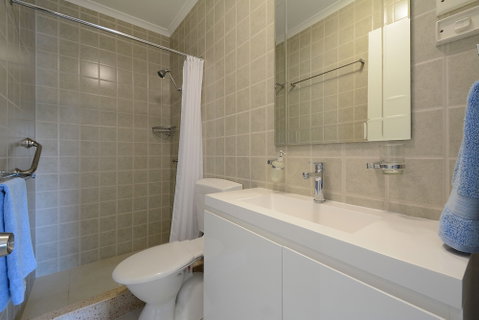 Peninsula Apartments Darwin - Accommodation Burleigh 4