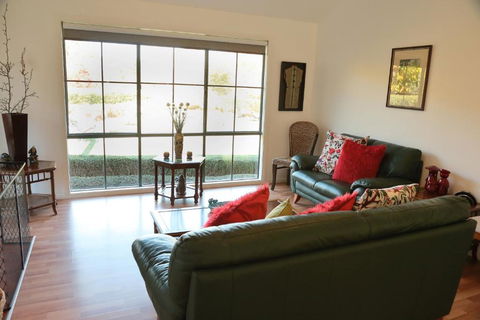 Home Farm Healesville - Accommodation Burleigh 4