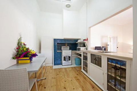 Arch On Mellool - Accommodation Burleigh 5