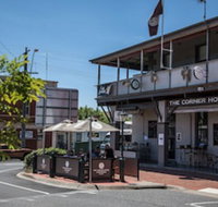 Corner Hotel Alexandra - Accommodation Burleigh