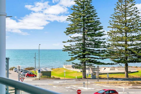 Gallery Resort Apartments - Accommodation Burleigh 3