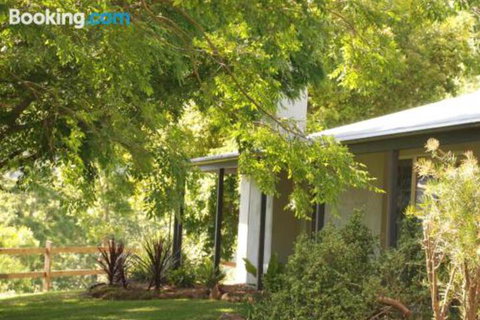 Secrets At Cedar Grove - Accommodation Burleigh 5