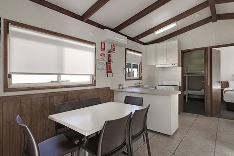 Discovery Parks â€“ Emerald Beach - Accommodation Burleigh 3