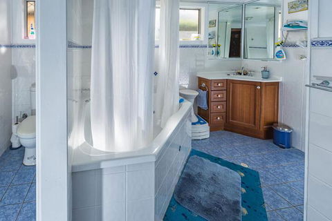 Boonah Hilltop Cottage - Accommodation Burleigh 4
