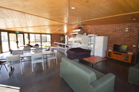 BIG4 Albury Tourist Park - Accommodation Burleigh 4