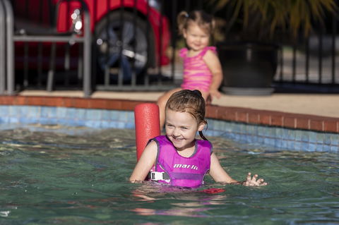 BIG4 Albury Tourist Park - Accommodation Burleigh 1